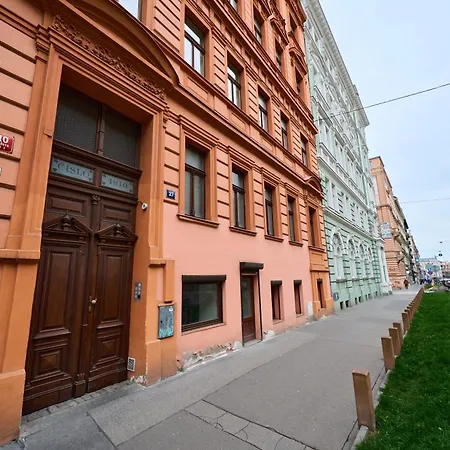 T&T Homestay Prague Exterior photo